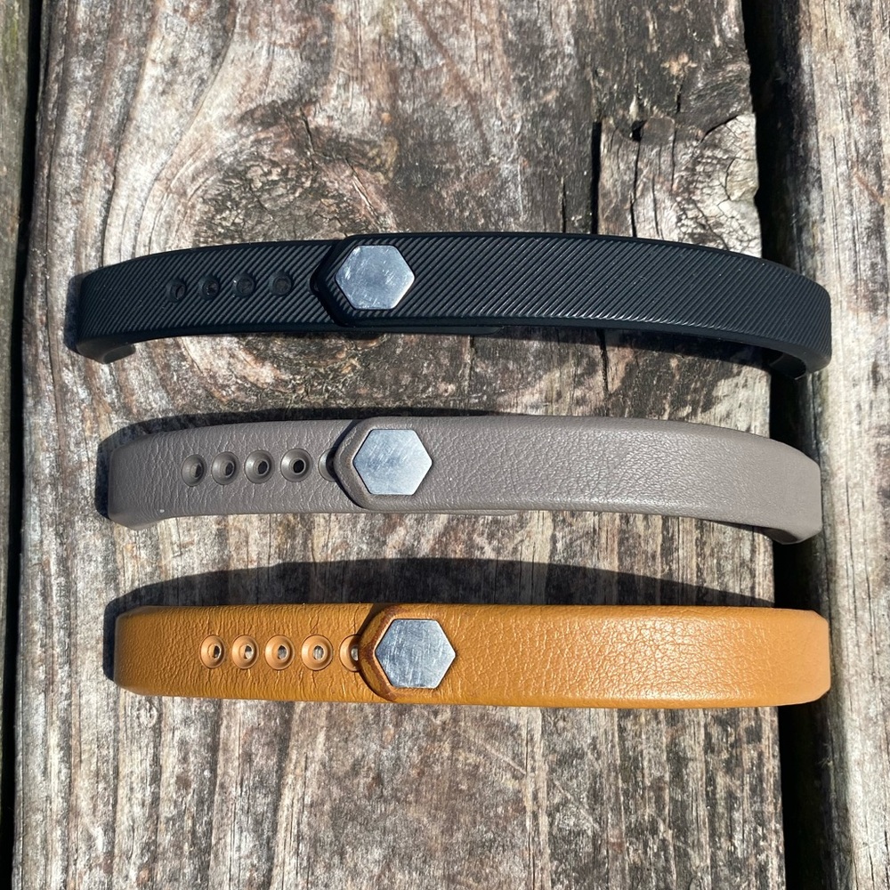 Fitbit Alta Wristband Bundle